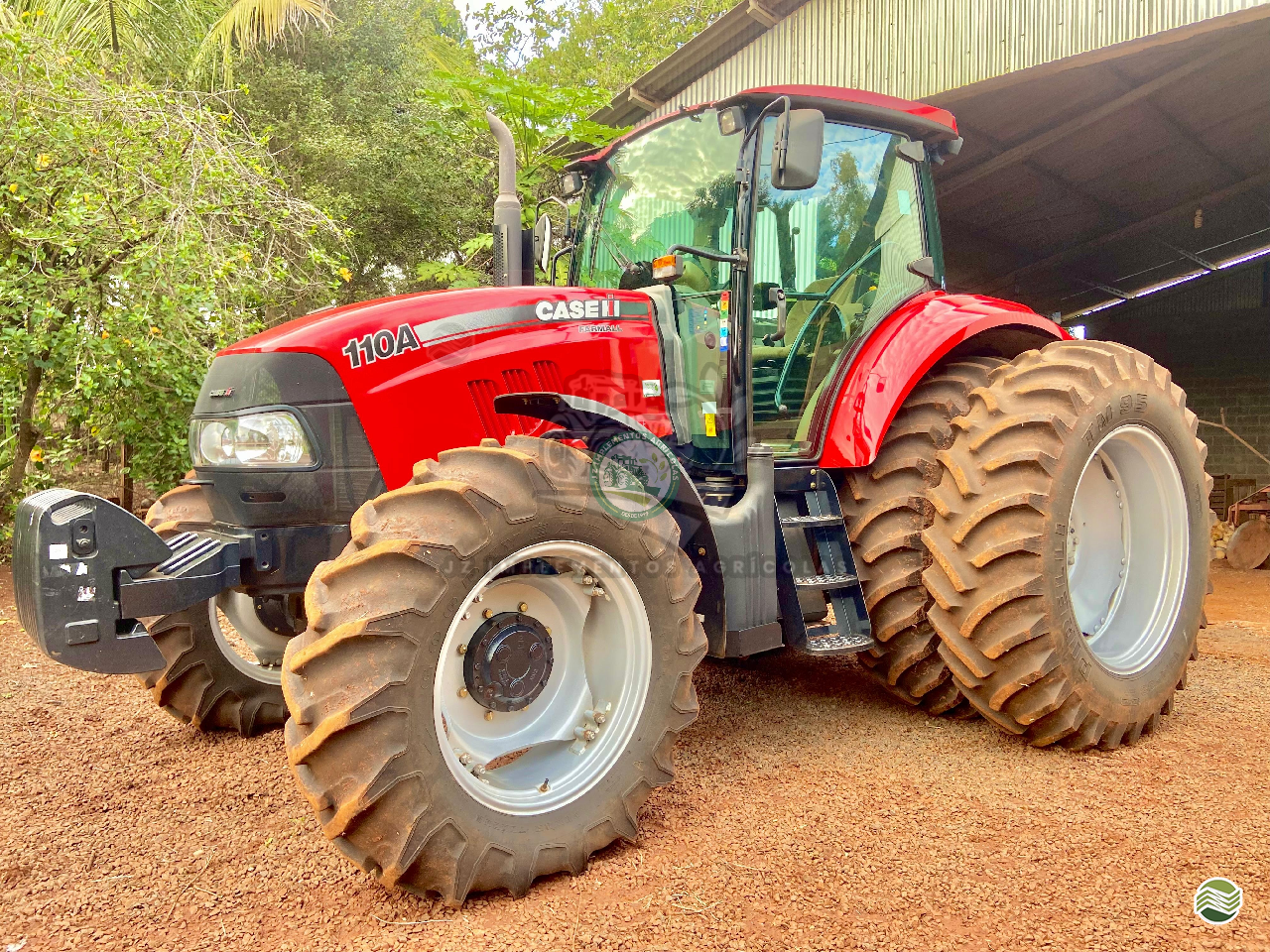 TRATOR CASE CASE Farmall 110 Tração 4x4 JZ Implementos Agrícolas TOLEDO PARANÁ PR